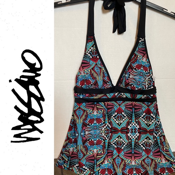 MOSSIMO SWIM TOP/TANKINI. LIKE NEW! HALTER TOP IN TIKI GEOMETRIC PRINTS. - Picture 11 of 11